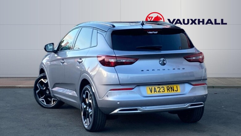 Vauxhall Grandland 1.5 Turbo D Ultimate 5dr Auto Diesel Hatchback